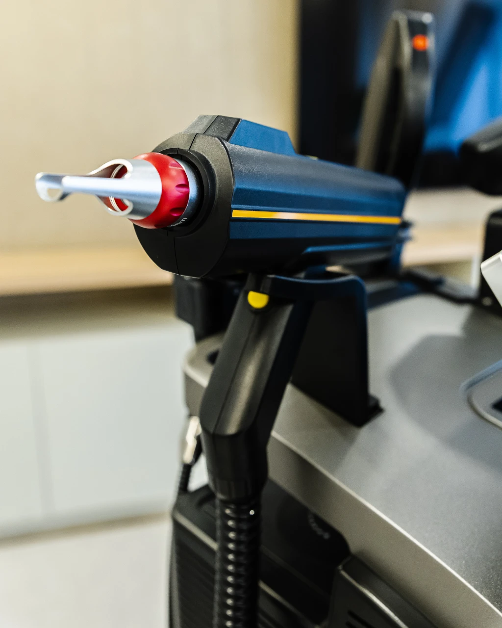 KM 300D · 4 en 1 — miniatura 2